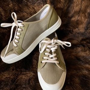 Traq by Alegria smart walking size 10 tennis shoes